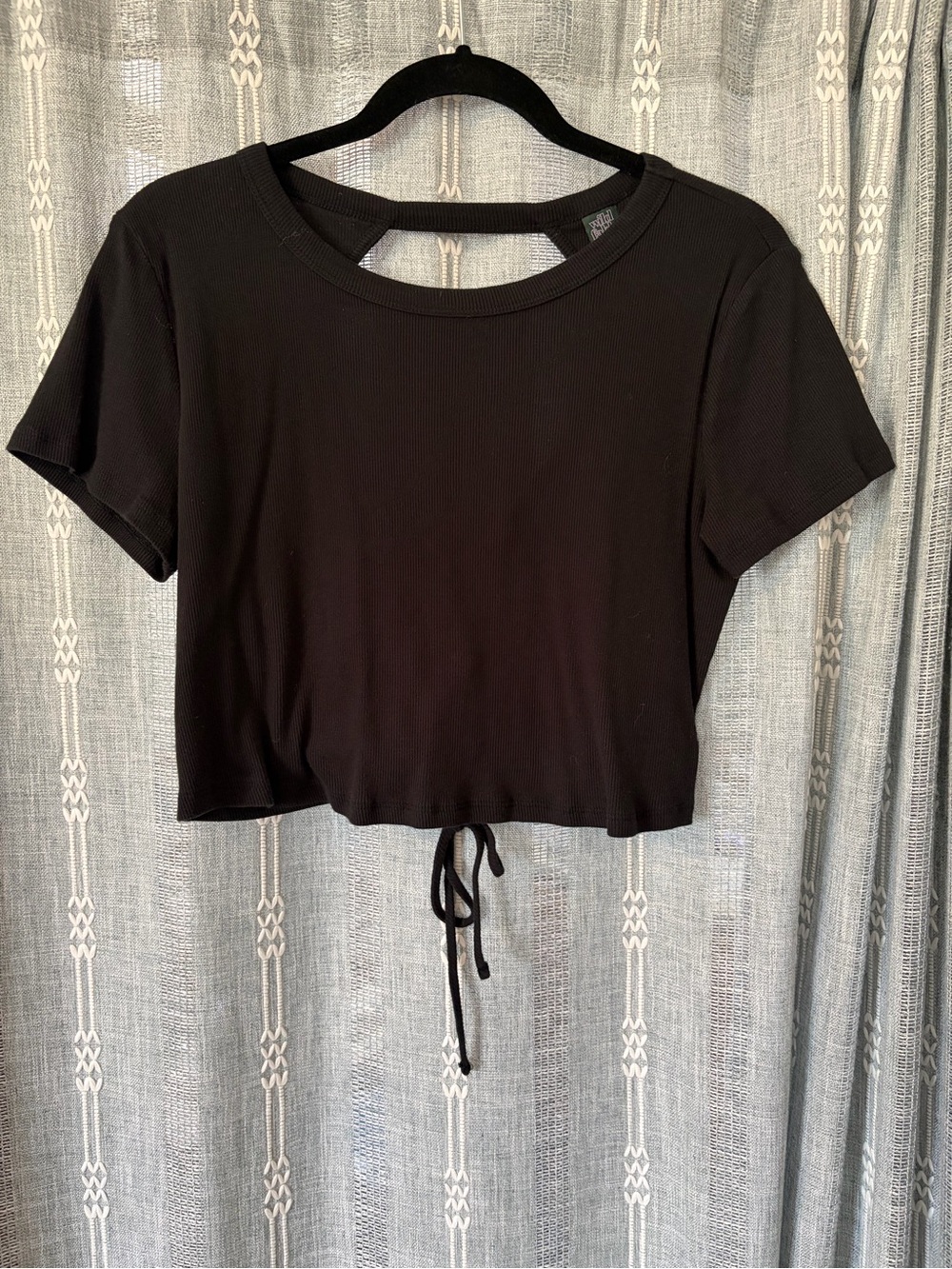 wild fable Black Cropped Tee w Lace up Back detail